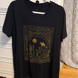 Wrangler Black Short-Sleeve Tee with Gold Western Graphic